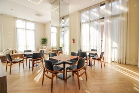 Apartamento para alugar com 73m², 2 quartos e 2 vagasÁrea externa