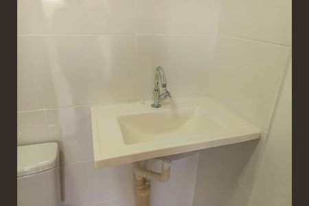 Apartamento para alugar com 40m², 2 quartos e sem vagaBanheiro
