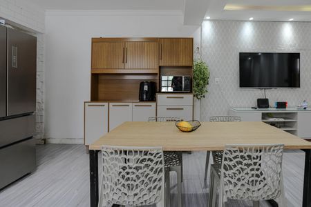 Casa para alugar com 150m², 2 quartos e 2 vagasCozinha