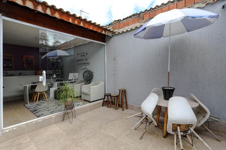 Casa para alugar com 150m², 2 quartos e 2 vagasQuintal
