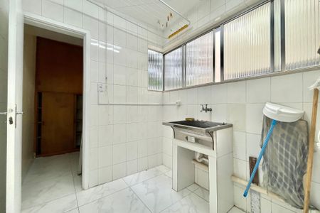 Apartamento à venda com 90m², 3 quartos e 1 vagaÁrea de Serviço