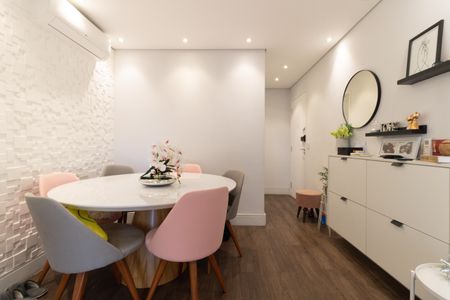 Apartamento à venda com 76m², 3 quartos e 1 vaga Apartamento à venda com 76m², 3 quartos e 1 vagaSala
