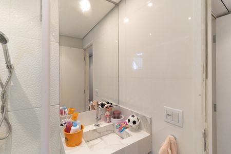 Apartamento à venda com 76m², 3 quartos e 1 vaga Apartamento à venda com 76m², 3 quartos e 1 vagaBanheiro da Suíte