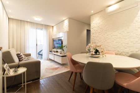 Apartamento à venda com 76m², 3 quartos e 1 vaga Apartamento à venda com 76m², 3 quartos e 1 vagaSala
