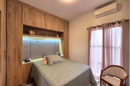 Casa à venda com 267m², 5 quartos e 5 vagasQuarto 1 - Suíte 