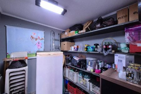 Casa à venda com 267m², 5 quartos e 5 vagasQuarto de Despensa 