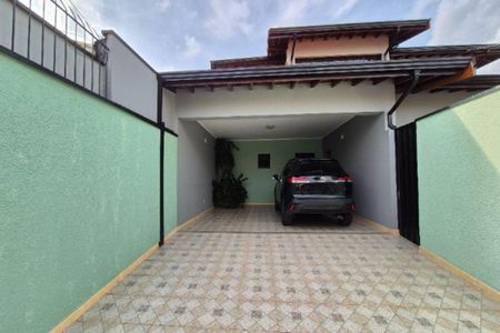 Casa à venda com 267m², 5 quartos e 5 vagasGaragem 