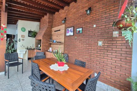 Casa à venda com 267m², 5 quartos e 5 vagasÁrea comum - Churrasqueira