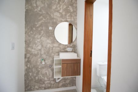 Banheiro de kitnet/studio para alugar com 1 quarto, 22m² em Moema, São Paulo