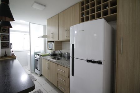 Apartamento para alugar com 70m², 2 quartos e 2 vagasCozinha