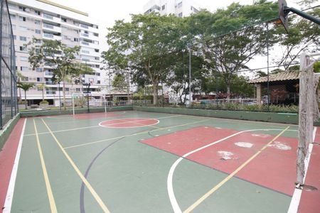 Apartamento para alugar com 70m², 2 quartos e 2 vagasQuadra Esportiva