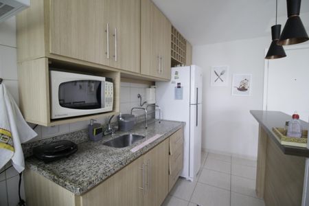 Apartamento para alugar com 70m², 2 quartos e 2 vagasCozinha