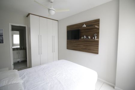 Apartamento para alugar com 70m², 2 quartos e 2 vagas Suíte 2