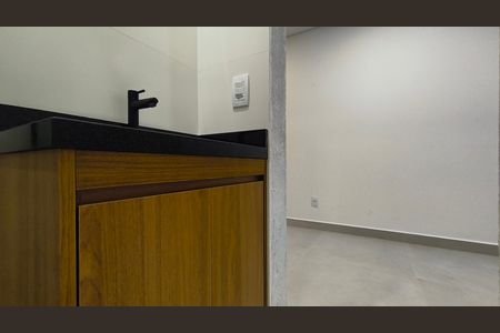 Apartamento para alugar com 42m², 2 quartos e sem vaga Apartamento para alugar com 42m², 2 quartos e sem vagaBanheiro