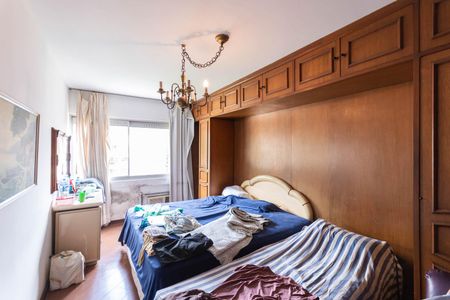 Apartamento à venda com 200m², 4 quartos e 4 vagasSuíte