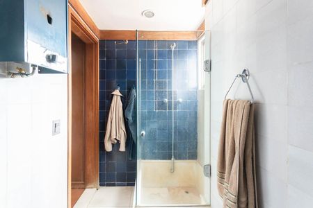 Apartamento à venda com 200m², 4 quartos e 4 vagasBanheiro Suíte