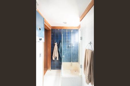 Apartamento à venda com 200m², 4 quartos e 4 vagasBanheiro Suíte
