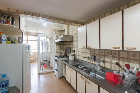 Apartamento à venda com 200m², 4 quartos e 4 vagasCozinha