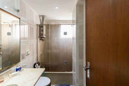 Apartamento à venda com 200m², 4 quartos e 4 vagasBanheiro