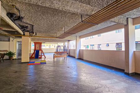 Apartamento à venda com 72m², 3 quartos e 1 vagaÁrea comum - Playground