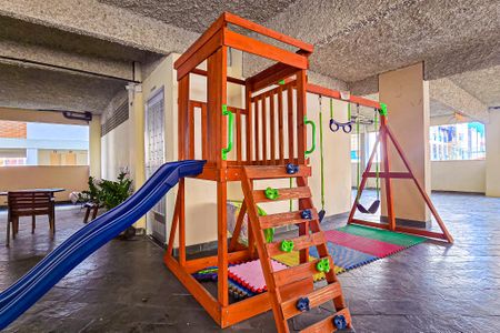 Apartamento à venda com 72m², 3 quartos e 1 vagaÁrea comum - Playground