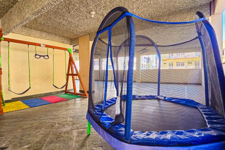 Apartamento à venda com 72m², 3 quartos e 1 vagaÁrea comum - Playground