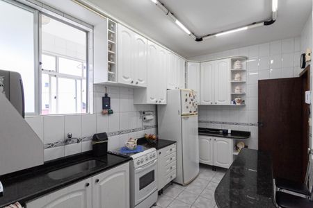 Apartamento à venda com 125m², 3 quartos e 4 vagasCozinha