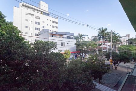 Apartamento à venda com 125m², 3 quartos e 4 vagasQuarto 2 - Vista