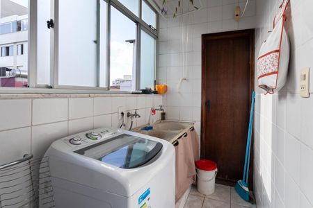 Apartamento à venda com 125m², 3 quartos e 4 vagasÁrea de serviço 