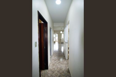 Casa à venda com 65m², 2 quartos e 1 vagaSala - Corredor
