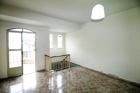 Sala de casa à venda com 2 quartos, 65m² em Penha, Rio de Janeiro