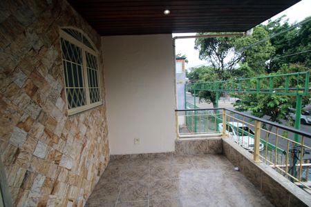Casa à venda com 65m², 2 quartos e 1 vagaVaranda
