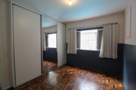 Casa para alugar com 401m², 4 quartos e 5 vagasQuarto 4