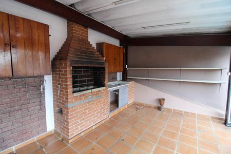 Casa para alugar com 401m², 4 quartos e 5 vagasChurrasqueira
