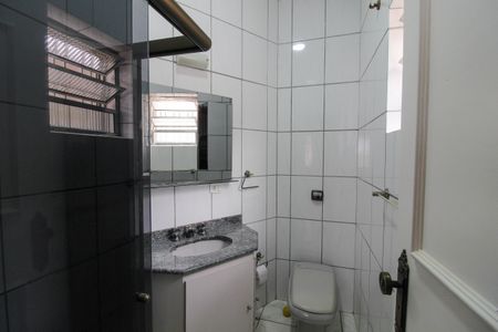 Casa para alugar com 401m², 4 quartos e 5 vagasBanheiro do Quarto 3