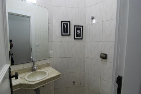 Casa para alugar com 401m², 4 quartos e 5 vagasLavabo