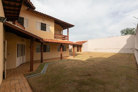 Casa à venda com 270m², 4 quartos e 3 vagas