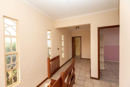 Casa à venda com 270m², 4 quartos e 3 vagas