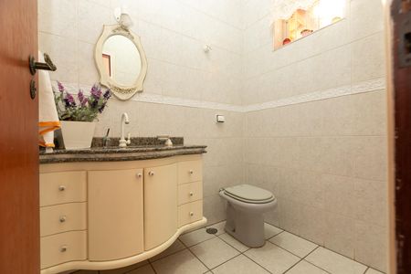 Casa à venda com 270m², 4 quartos e 3 vagas