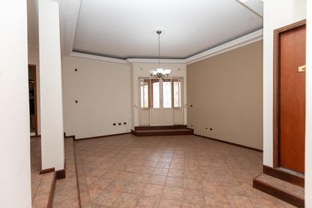 Casa à venda com 270m², 4 quartos e 3 vagas