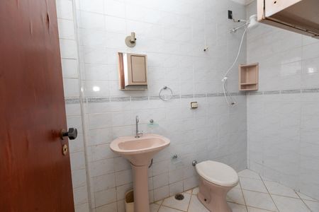 Casa à venda com 270m², 4 quartos e 3 vagas