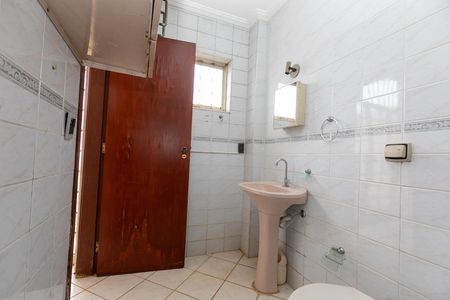 Casa à venda com 270m², 4 quartos e 3 vagas