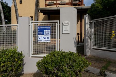 Casa à venda com 270m², 4 quartos e 3 vagas
