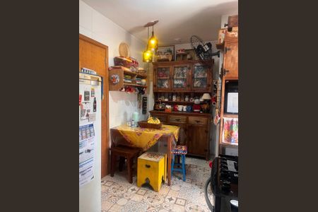 Apartamento à venda com 107m², 4 quartos e 1 vaga Apartamento à venda com 107m², 4 quartos e 1 vagaCozinha