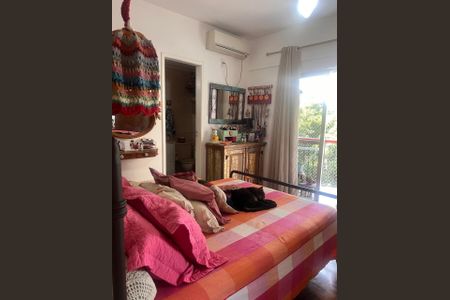 Apartamento à venda com 107m², 4 quartos e 1 vaga Apartamento à venda com 107m², 4 quartos e 1 vagaQuarto