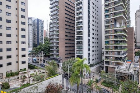Apartamento à venda com 383m², 3 quartos e 2 vagas Apartamento à venda com 383m², 3 quartos e 2 vagasSala - VIsta