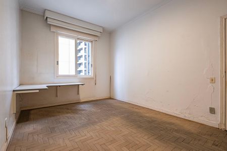 Apartamento à venda com 383m², 3 quartos e 2 vagas Apartamento à venda com 383m², 3 quartos e 2 vagasQuarto 2
