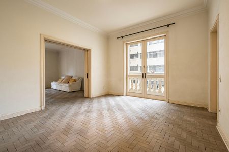 Apartamento à venda com 383m², 3 quartos e 2 vagas Apartamento à venda com 383m², 3 quartos e 2 vagasSala