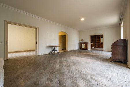 Apartamento à venda com 383m², 3 quartos e 2 vagas Apartamento à venda com 383m², 3 quartos e 2 vagasSala