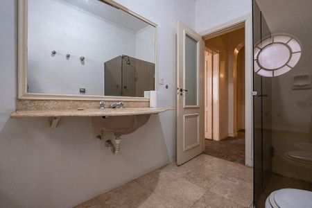 Apartamento à venda com 383m², 3 quartos e 2 vagas Apartamento à venda com 383m², 3 quartos e 2 vagasBanheiro